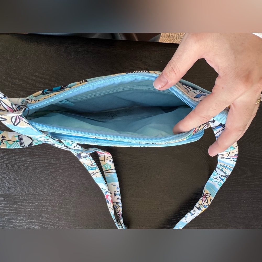 Vera Bradley Light Blue Quilted Tropical Crossbody Bag - Picture 3 of 3